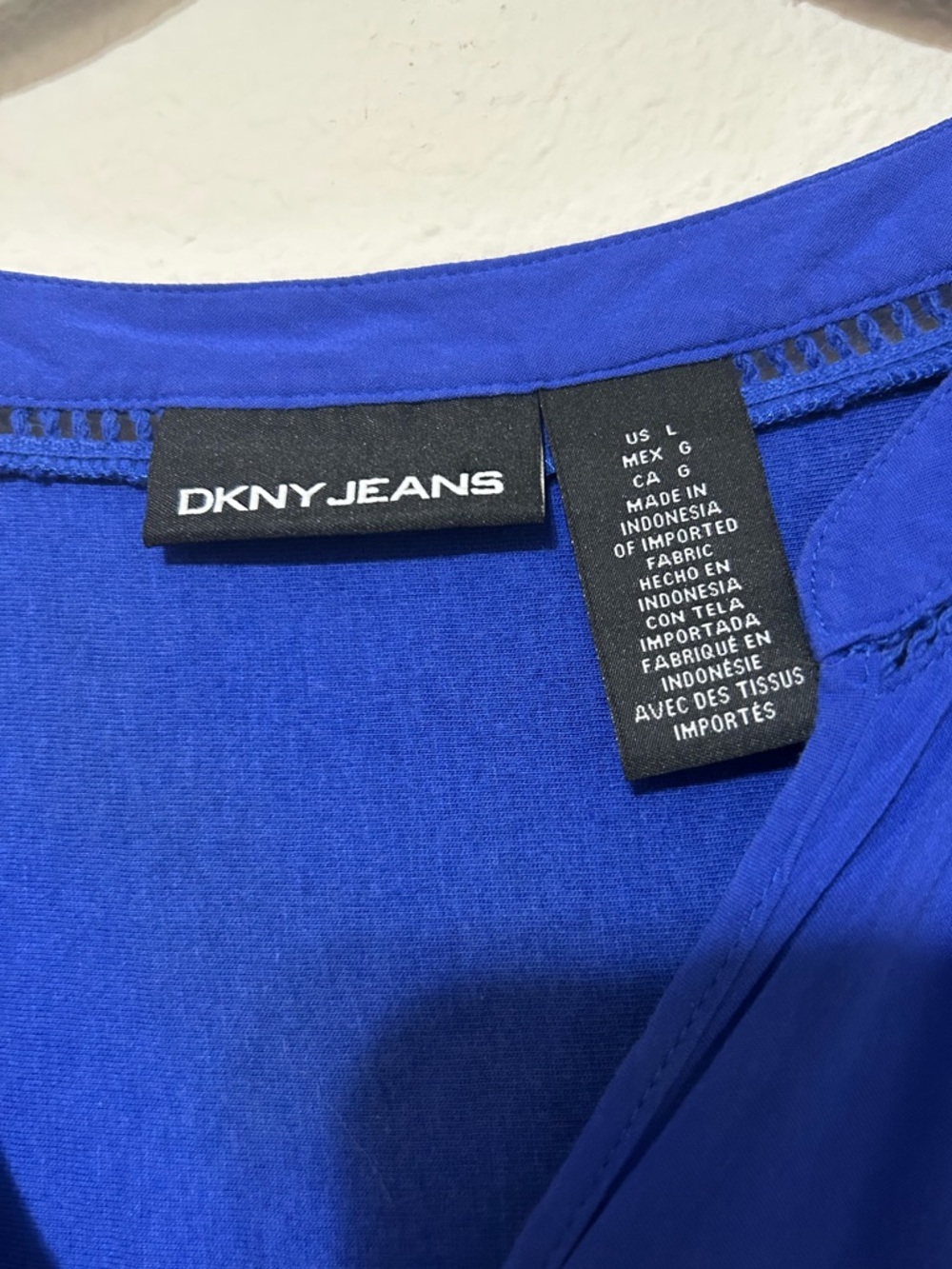 DKNY JEANS Cobalt Blue Rayon Blend 3/4 Sleeve Blouse - Women’s Large - Picture 2 of 7